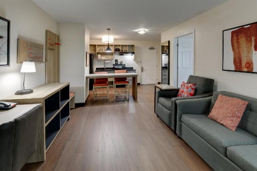 Candlewood Suites Lexington an IHG Hotel - image 11