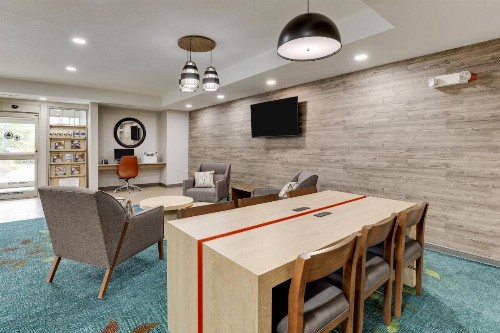 Candlewood Suites Lexington an IHG Hotel - image 20