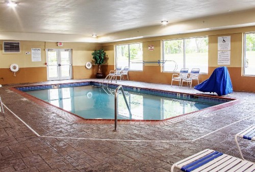 Holiday Inn Express & Suites Lexington Downtown Area-Keeneland an IHG Hotel - image 28