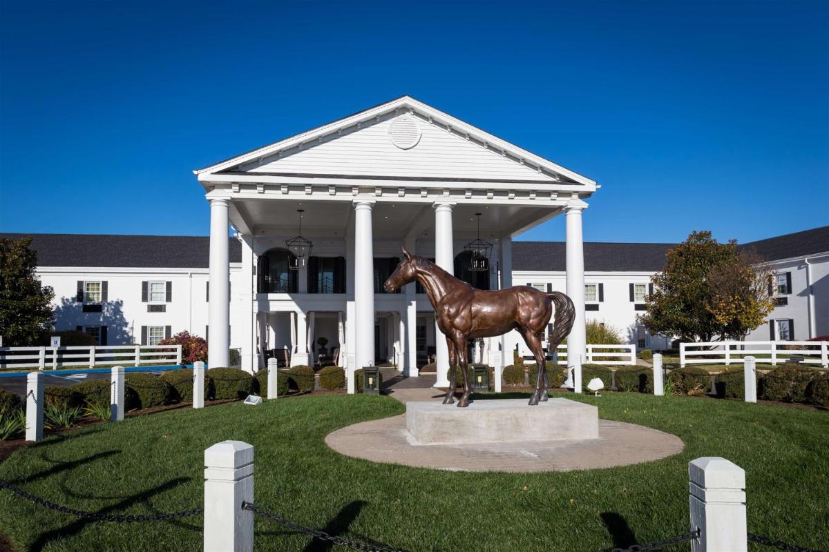 The Campbell House Lexington Curio Collection by Hilton - main image