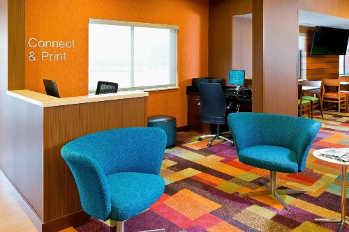 Fairfield Inn & Suites Lexington Keeneland Airport - image 2