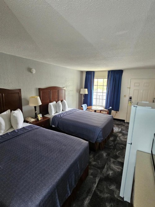Bluegrass Extended Stay - image 10