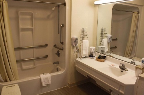 Bluegrass Extended Stay - image 27