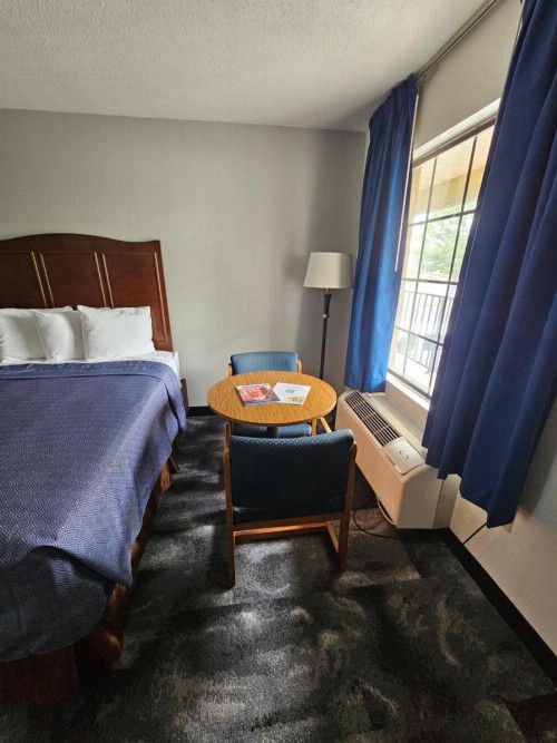 Bluegrass Extended Stay - image 30