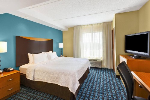 Fairfield Inn & Suites Lexington North - image 19