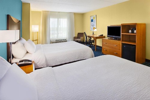 Fairfield Inn & Suites Lexington North - image 2