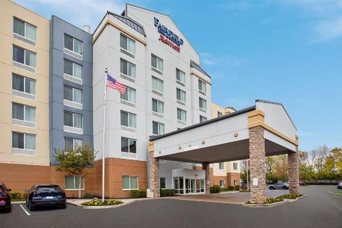 Fairfield Inn & Suites Lexington North - image 3