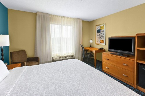 Fairfield Inn & Suites Lexington North - image 5