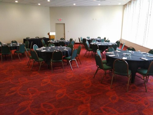 Ramada by Wyndham Lexington North Hotel & Conference Center - image 6