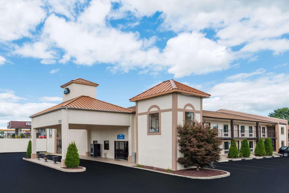 Days Inn by Wyndham Lexington Southeast - image 7