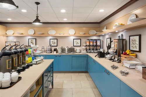 Country Inn & Suites by Radisson Lexington KY - image 17