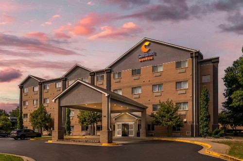 Comfort Suites Keeneland - image 12