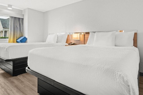Microtel Inn by Wyndham Lexington - image 26