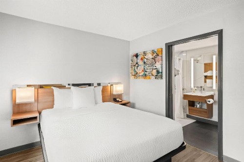Microtel Inn by Wyndham Lexington - image 38