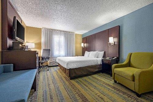 Clarion Hotel Lexington - image 20