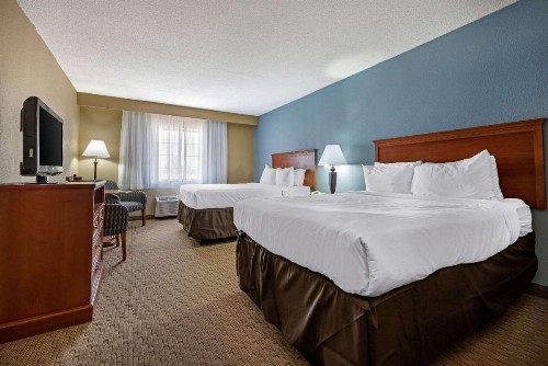 Clarion Hotel Lexington - image 37