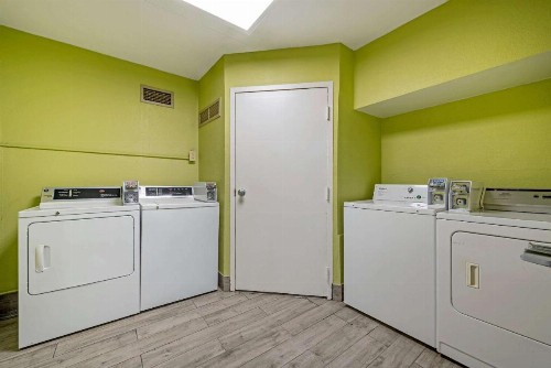 Clarion Hotel Lexington - image 8