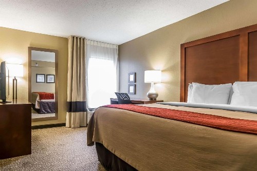 Comfort Inn & Suites Lexington - image 37