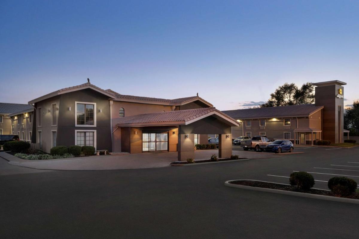 La Quinta Inn by Wyndham Lexington - main image