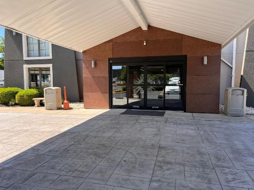 La Quinta Inn by Wyndham Lexington - image 16