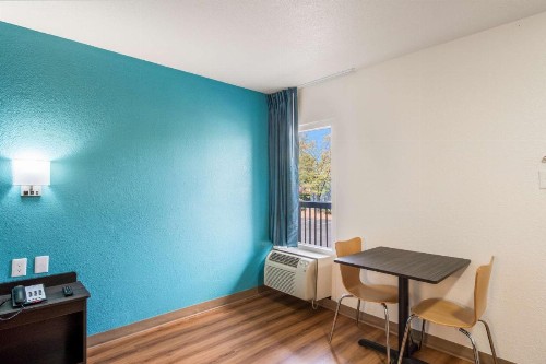 Motel 6-Lexington KY - Airport - image 30