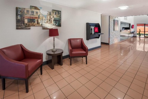 SureStay Plus Hotel by Best Western Lexington - image 12
