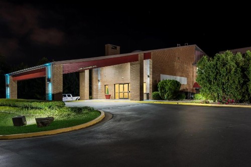 SureStay Plus Hotel by Best Western Lexington - image 7