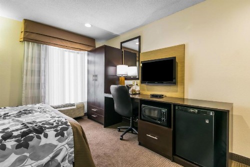Sleep Inn Lexington - image 10