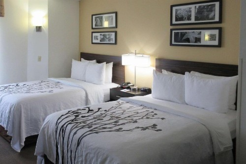 Sleep Inn Lexington - image 25