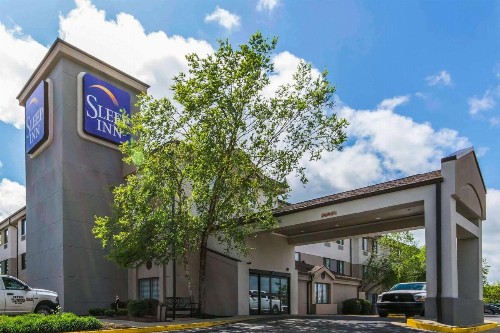Sleep Inn Lexington - image 27
