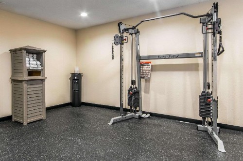 Sleep Inn Lexington - image 37