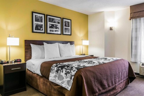 Sleep Inn Lexington - image 40