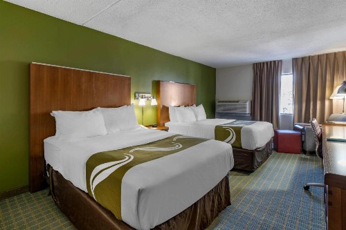 Quality Inn - image 20