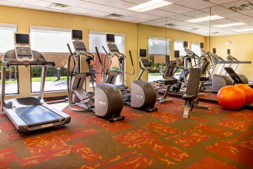 Courtyard by Marriott Lexington Keeneland/Airport - image 12