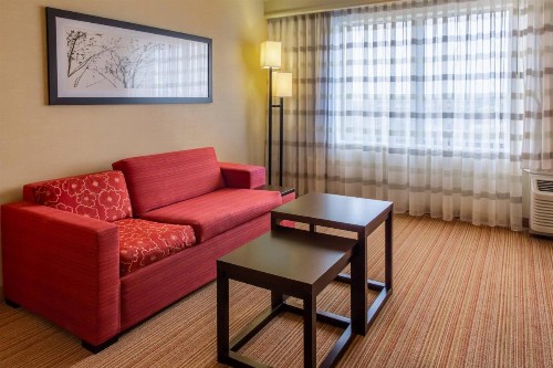 Courtyard by Marriott Lexington Keeneland/Airport - image 18