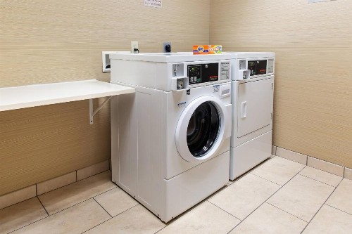 Courtyard by Marriott Lexington Keeneland/Airport - image 2