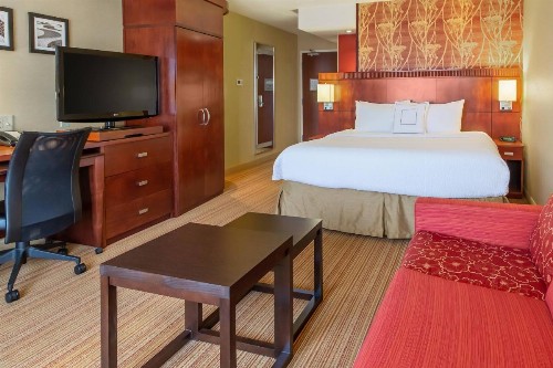Courtyard by Marriott Lexington Keeneland/Airport - image 8