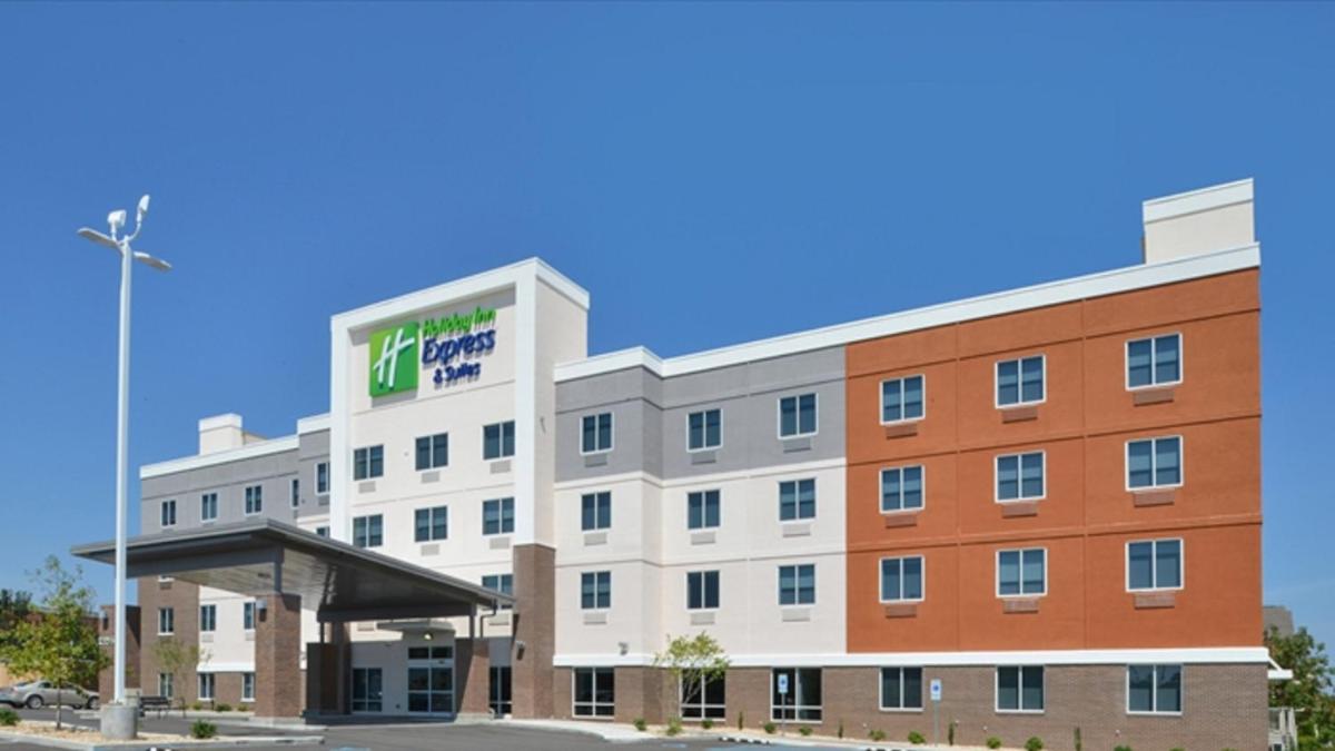 Holiday Inn Express & Suites Lexington Midtown - I-75 an IHG Hotel - main image