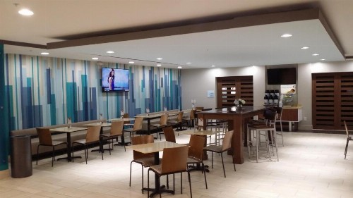 Holiday Inn Express & Suites Lexington Midtown - I-75 an IHG Hotel - image 21