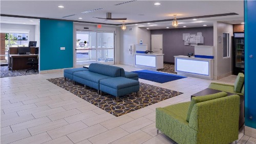 Holiday Inn Express & Suites Lexington Midtown - I-75 an IHG Hotel - image 24
