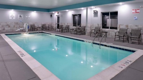 Holiday Inn Express & Suites Lexington Midtown - I-75 an IHG Hotel - image 49