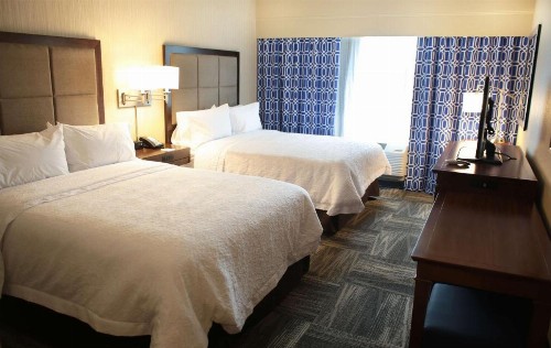 Hampton Inn Lexington Medical Center KY - image 11