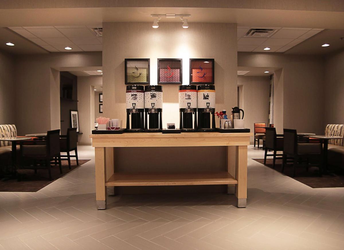 Hampton Inn Lexington Medical Center KY - image 6