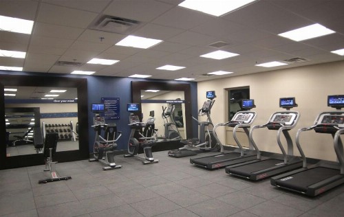 Hampton Inn Lexington Medical Center KY - image 7