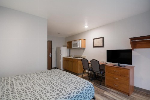 WoodSpring Suites Lexington Southeast - image 21