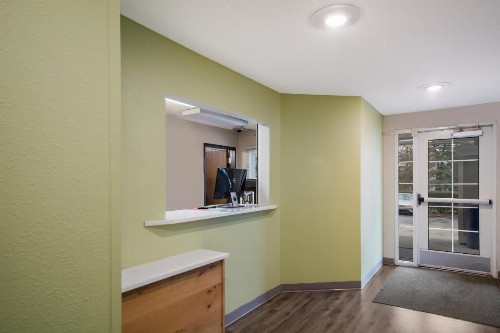 WoodSpring Suites Lexington Southeast - image 8