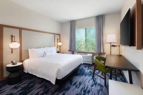 Fairfield Inn & Suites by Marriott Lexington East/I-75 - image 9