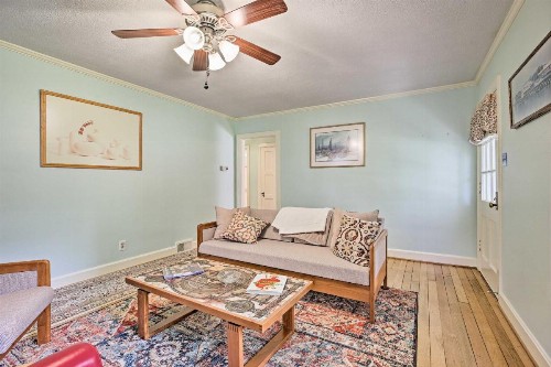Lexington Getaway with Backyard Deck Less Than 2 Mi to UK! - image 12
