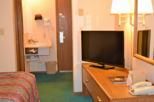 Country Inn Libby - image 33