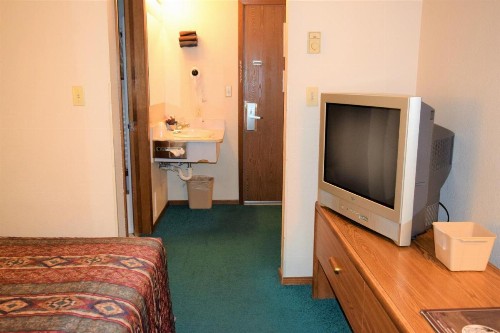 Country Inn Libby - image 38